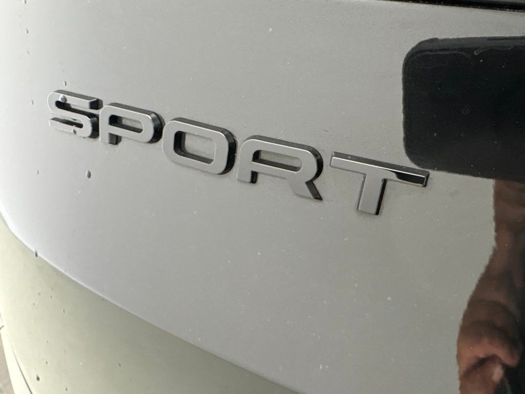 Thumbnail: 2025 Land Rover Range Rover Sport - 11