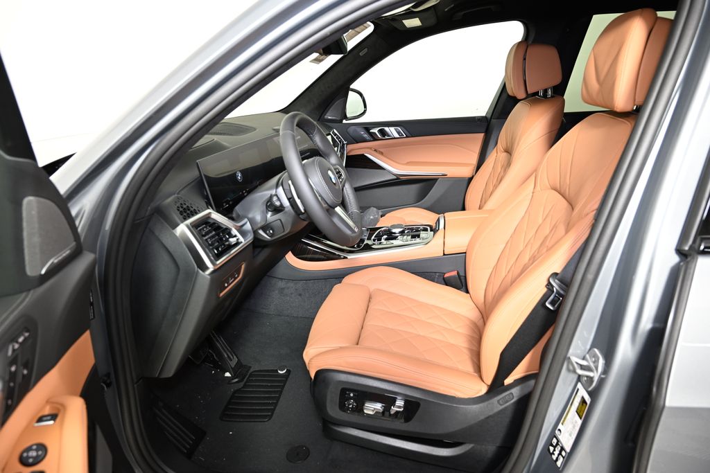 2026 BMW X7 xDrive40i 14