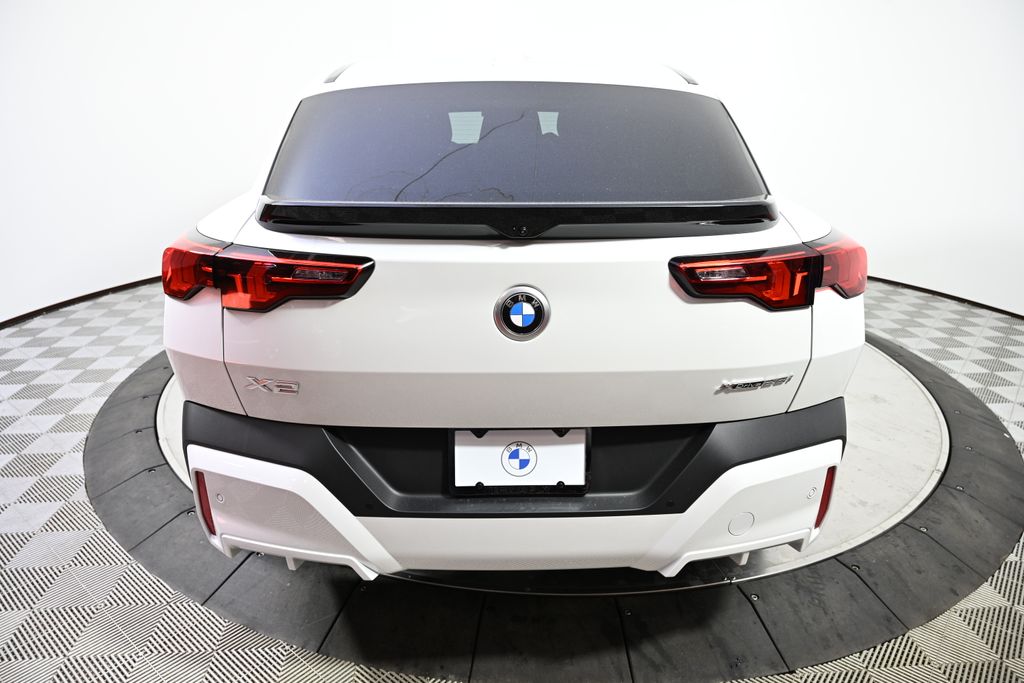 2025 BMW X2 xDrive28i 4