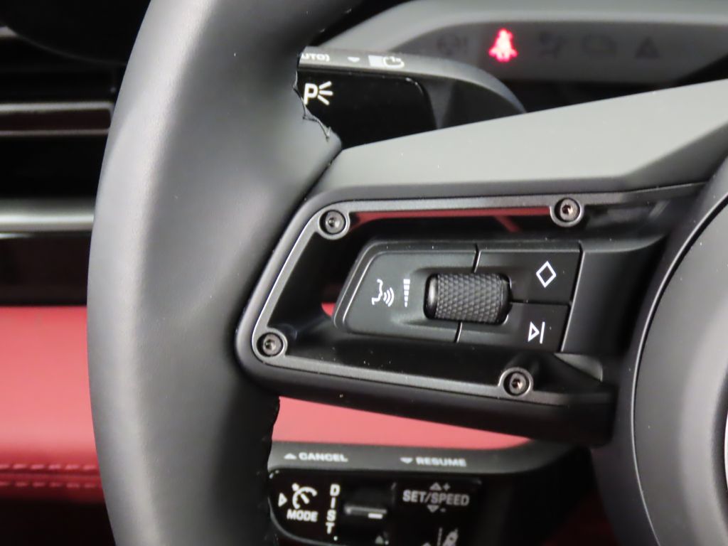 Thumbnail: 2026 Porsche Taycan - 20