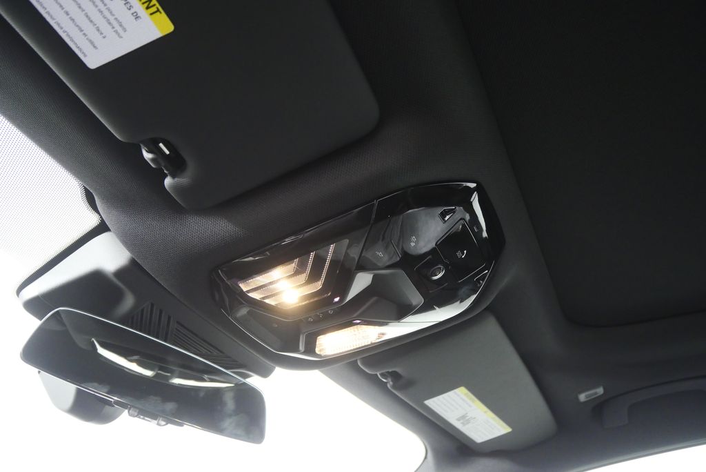 Thumbnail: 2026 BMW i5 - 20