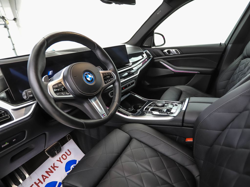 Thumbnail: 2024 BMW X5 - 10