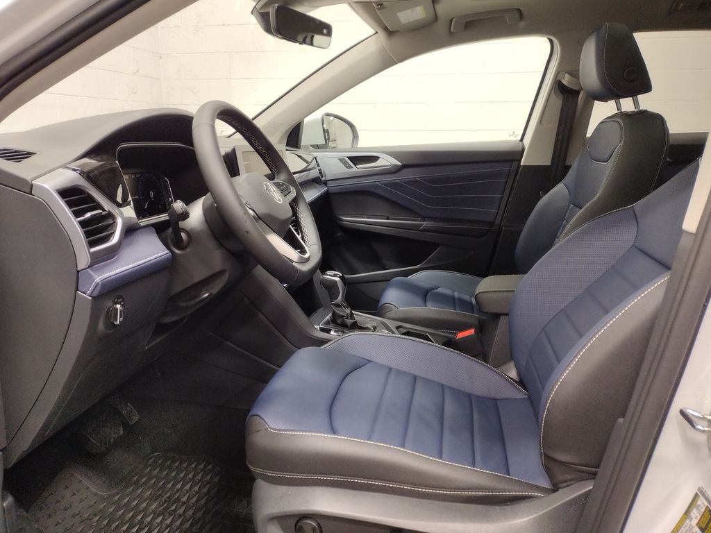 2025 Volkswagen Taos 1.5T SEL