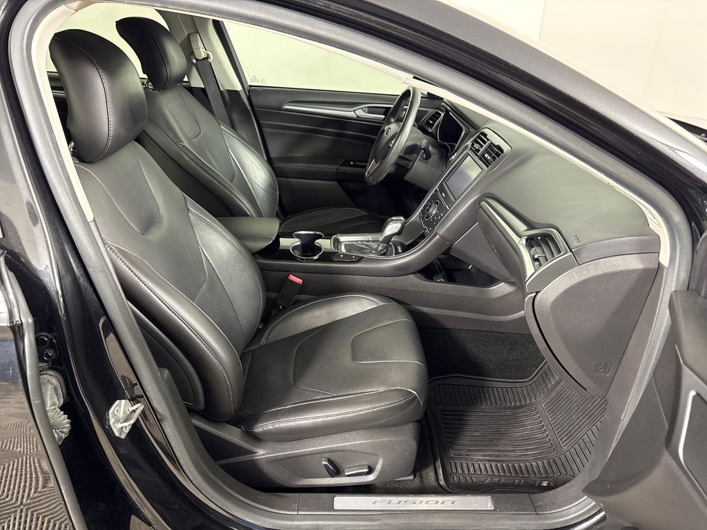 Used 2014 Black Ford Titanium image 6