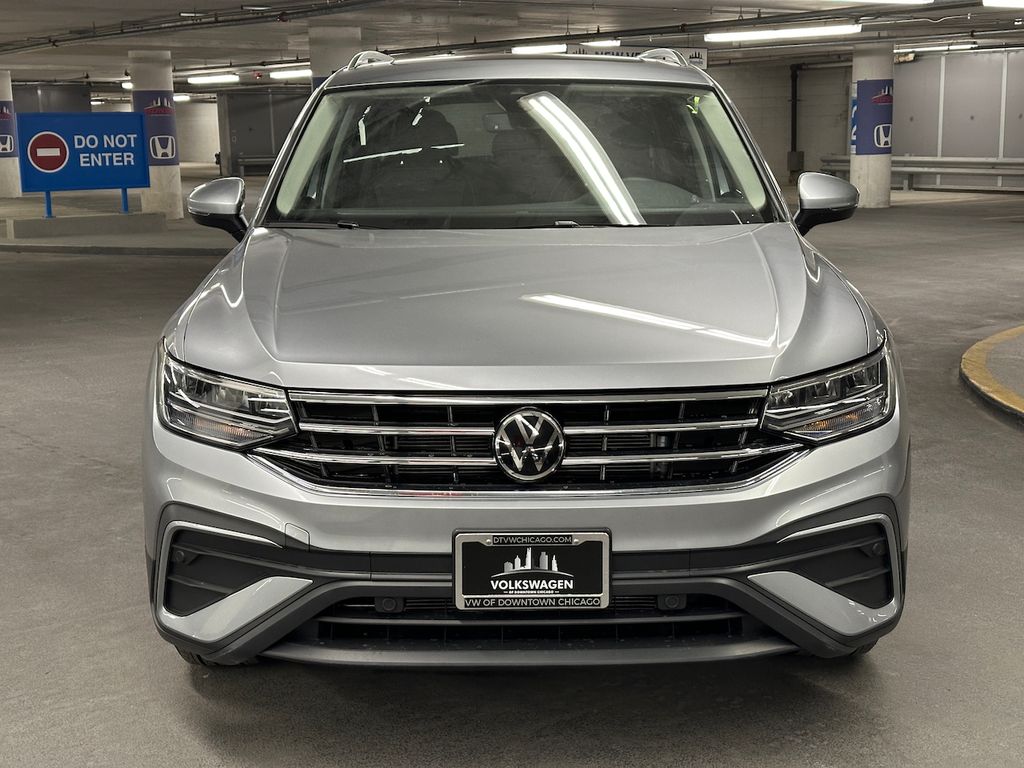 2024 Volkswagen Tiguan 2.0T SE 14