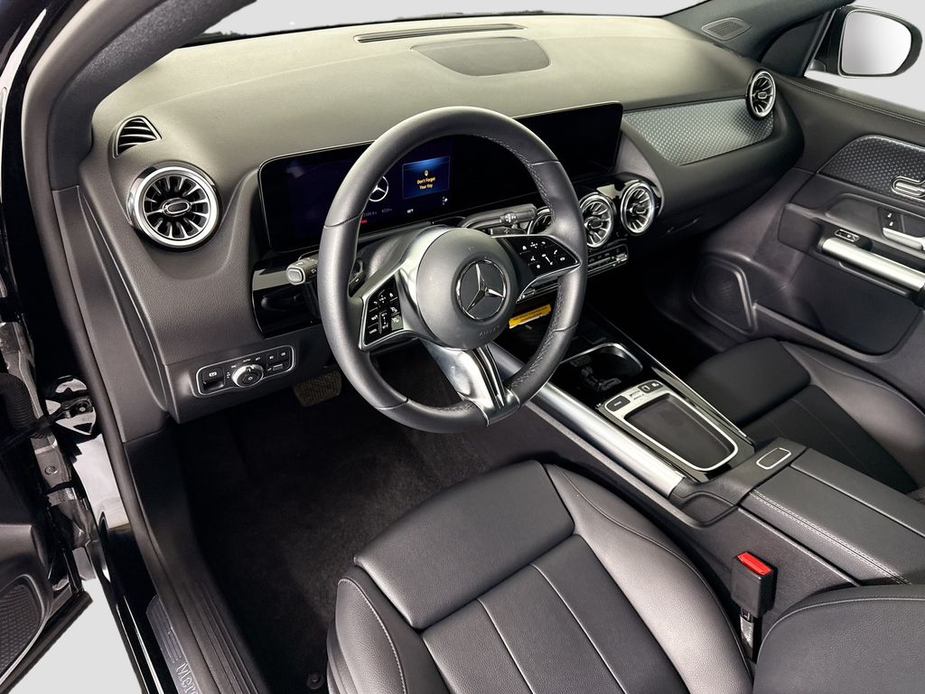 Thumbnail: 2025 Mercedes-Benz GLA - 9