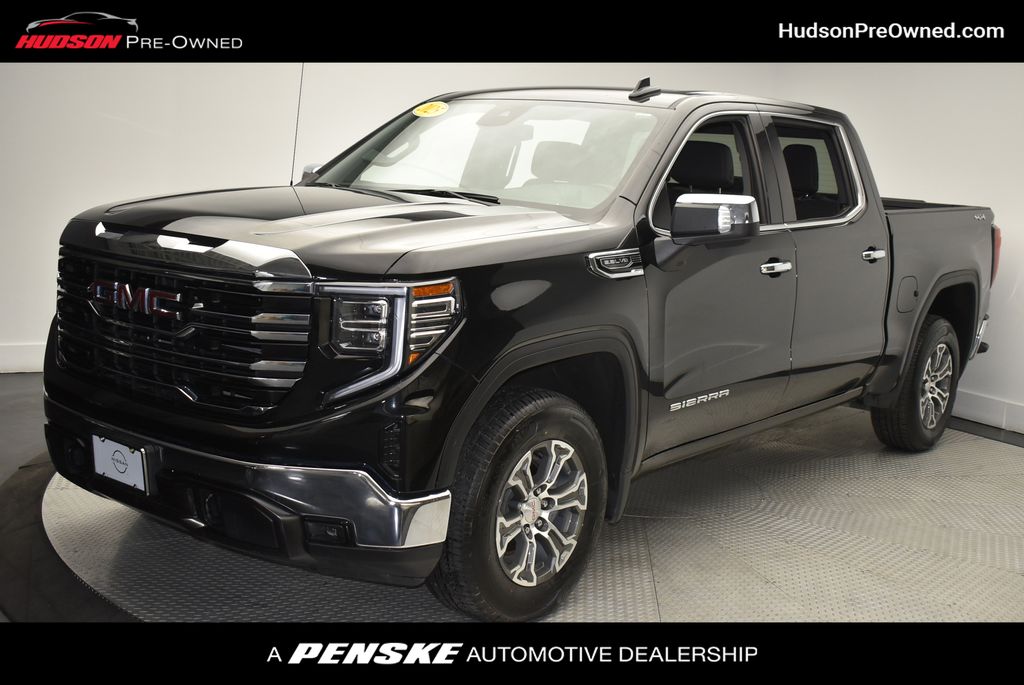2025 GMC Sierra 1500 SLT Crew Cab 4WD