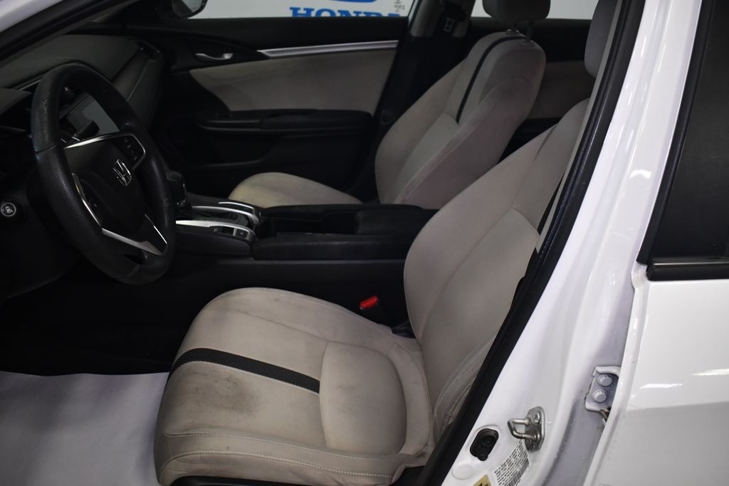 Thumbnail: 2016 Honda Civic - 6