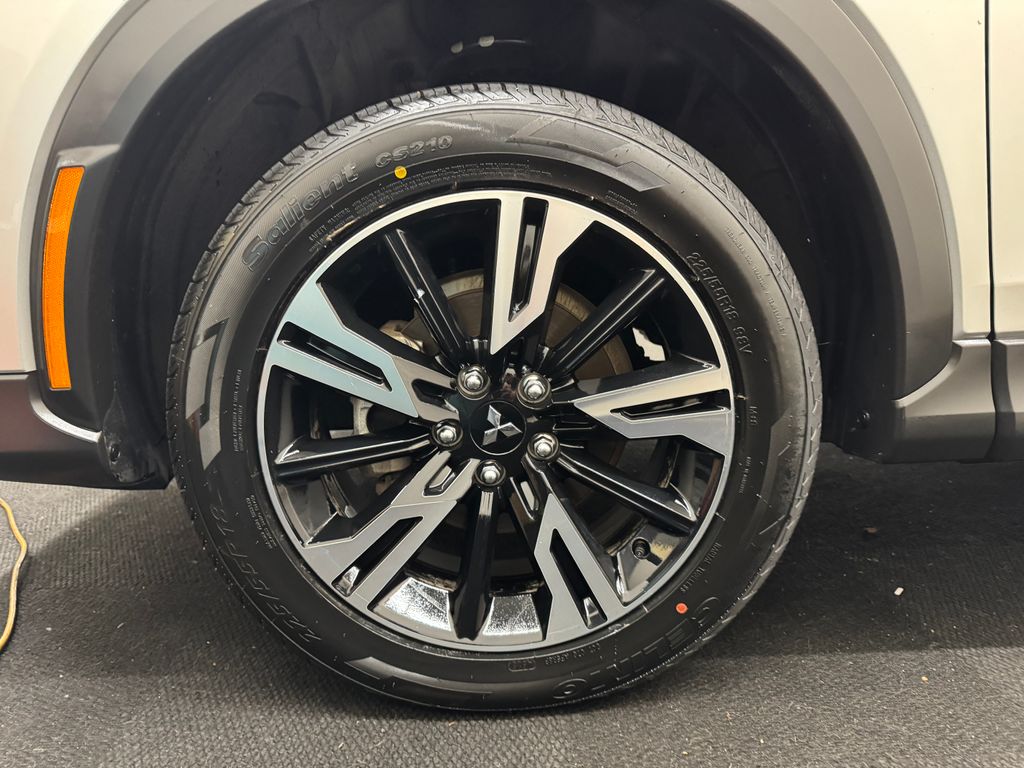 2025 Mitsubishi Eclipse Cross SE