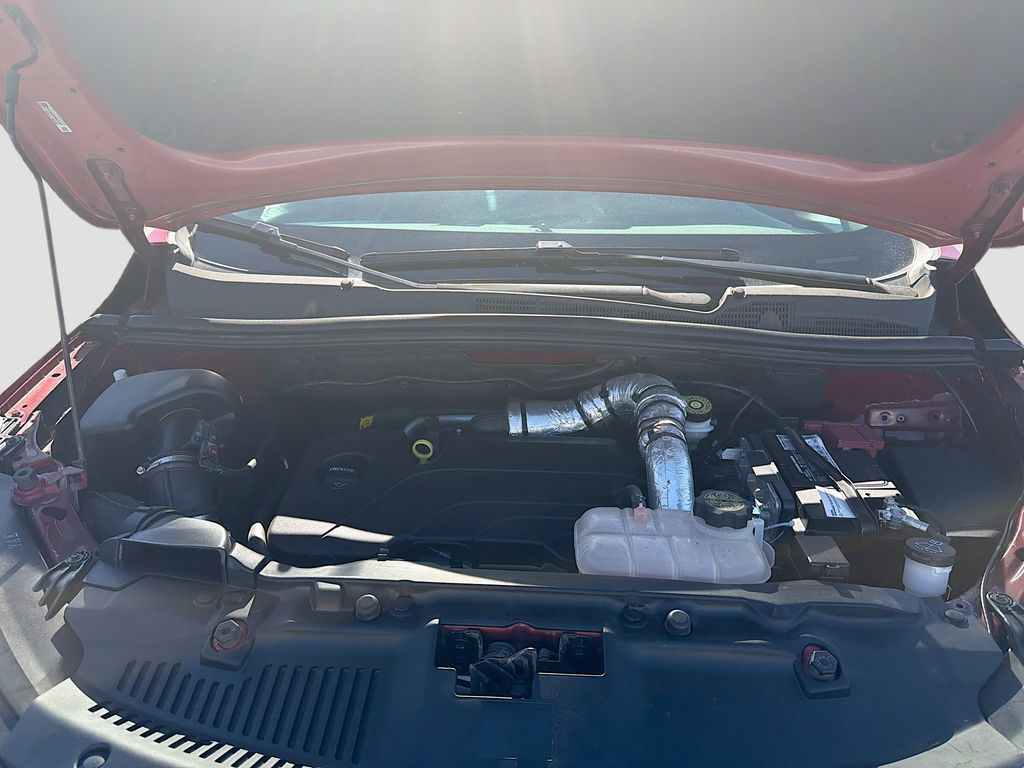 Used 2022 Red Buick Preferred image 30