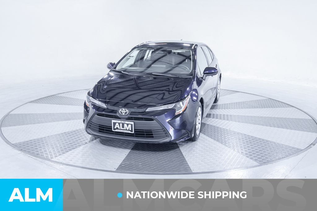 2023 Toyota Corolla LE photo 2