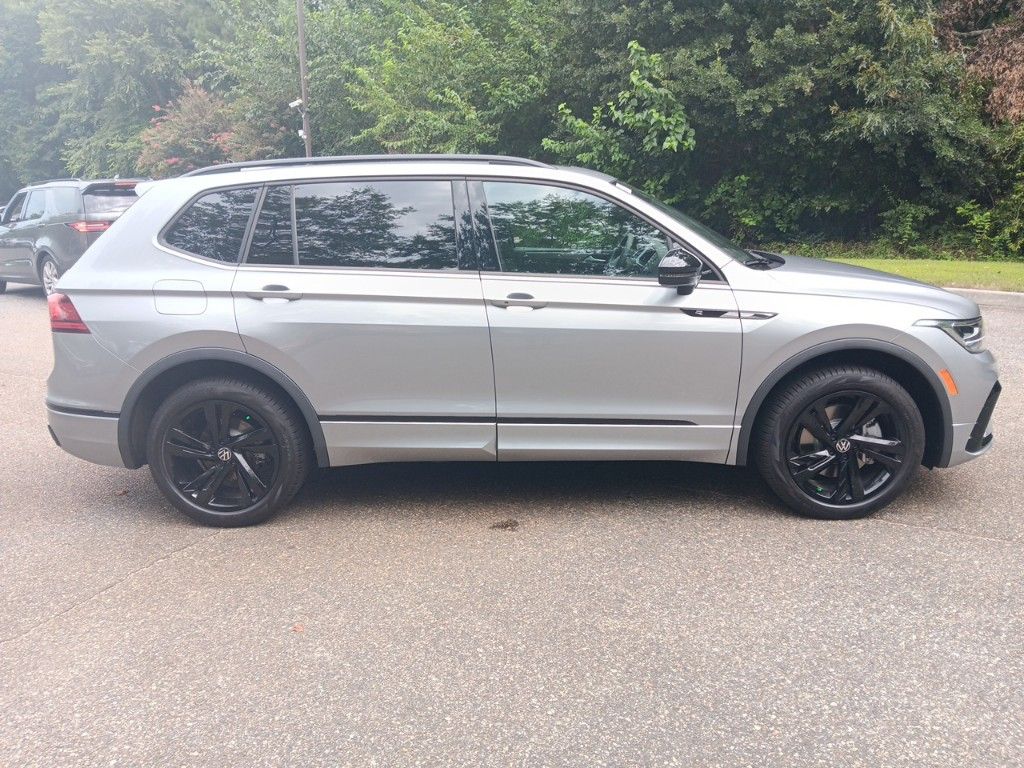 2024 Volkswagen Tiguan 2.0T SE R-Line Black 6