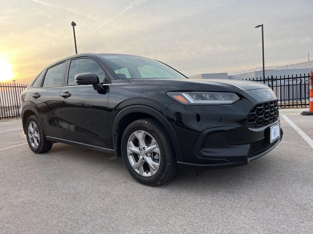 Thumbnail: 2025 Honda HR-V - 3