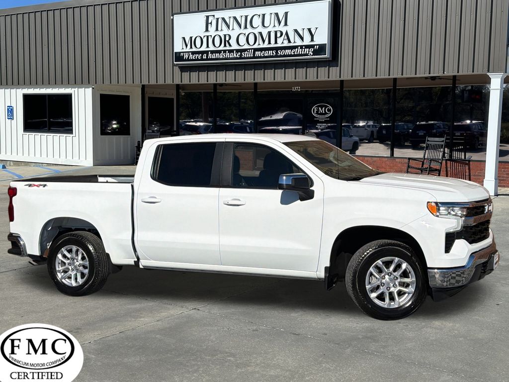 2024 Chevrolet Silverado 1500 LT Crew Cab 4WD