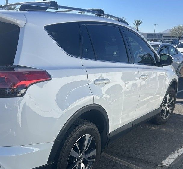 Thumbnail: 2017 Toyota RAV4 - 6