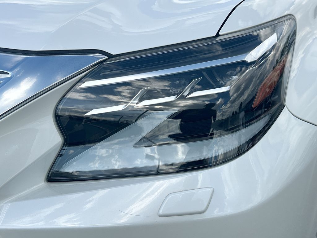 Thumbnail: 2022 Lexus GX - 26