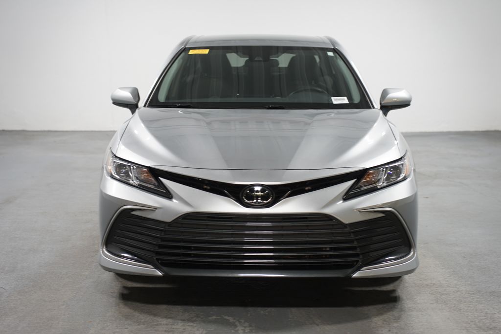 2023 Toyota Camry LE 2