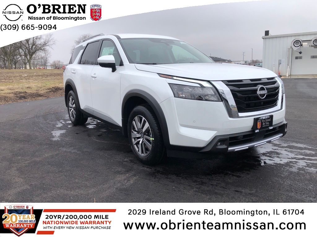 2025 Nissan Pathfinder SL 4WD