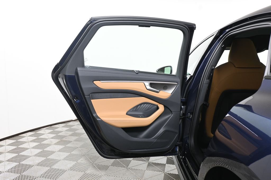 Thumbnail: 2026 Audi A6 - 31