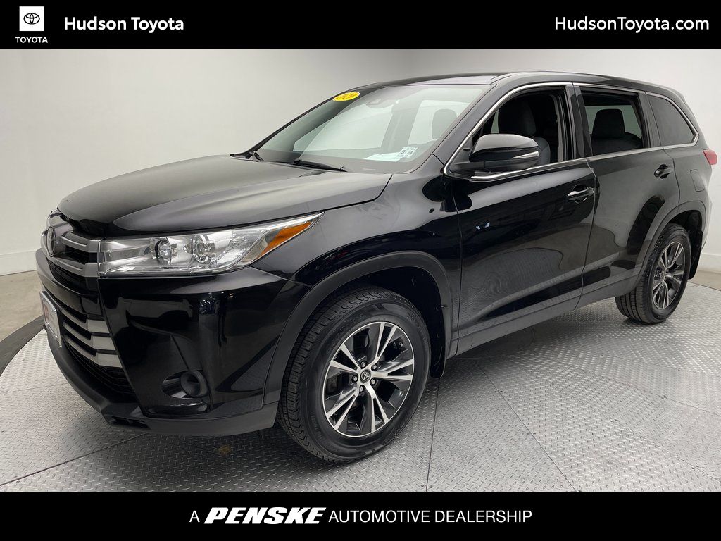 2019 Toyota Highlander LE -
                Jersey City, NJ