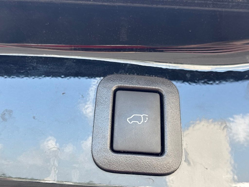 Used 2019 Toyota Highlander SUV