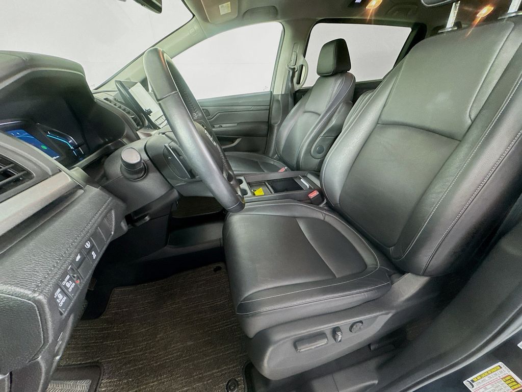 Used Car 2024 Honda Odyssey  Ex-l For Sale Under $35,000 In Austin, Texas