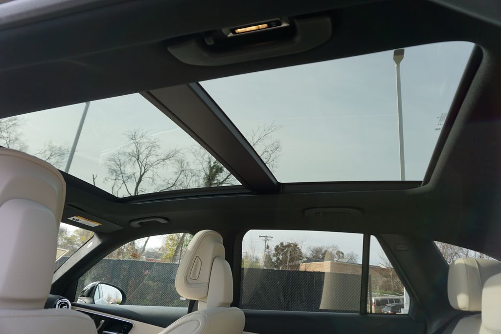 Thumbnail: 2026 Mercedes-Benz GLC - 16