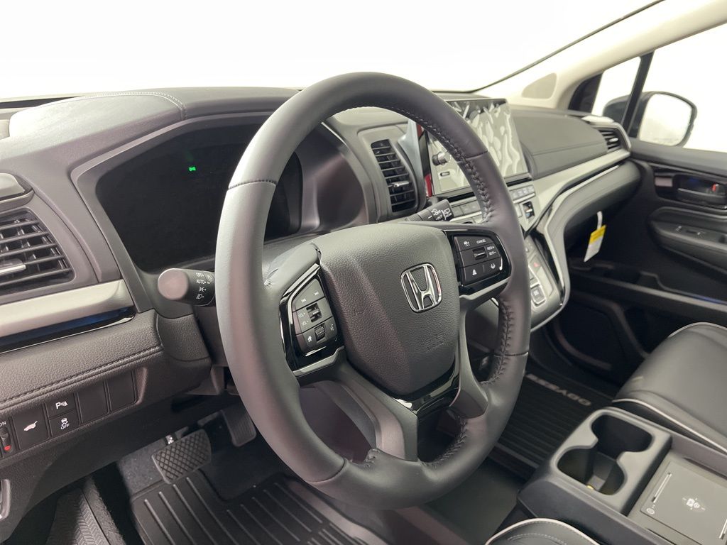 2025 Honda Odyssey Touring 29