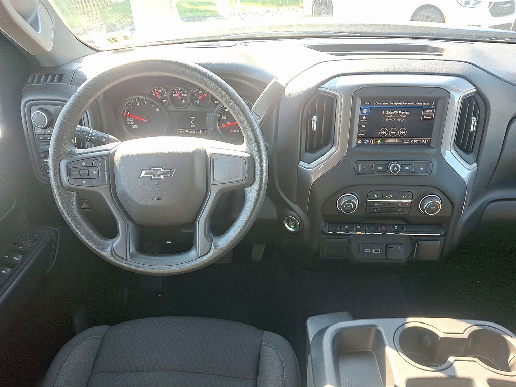 Thumbnail: 2022 Chevrolet Silverado 1500 - 12
