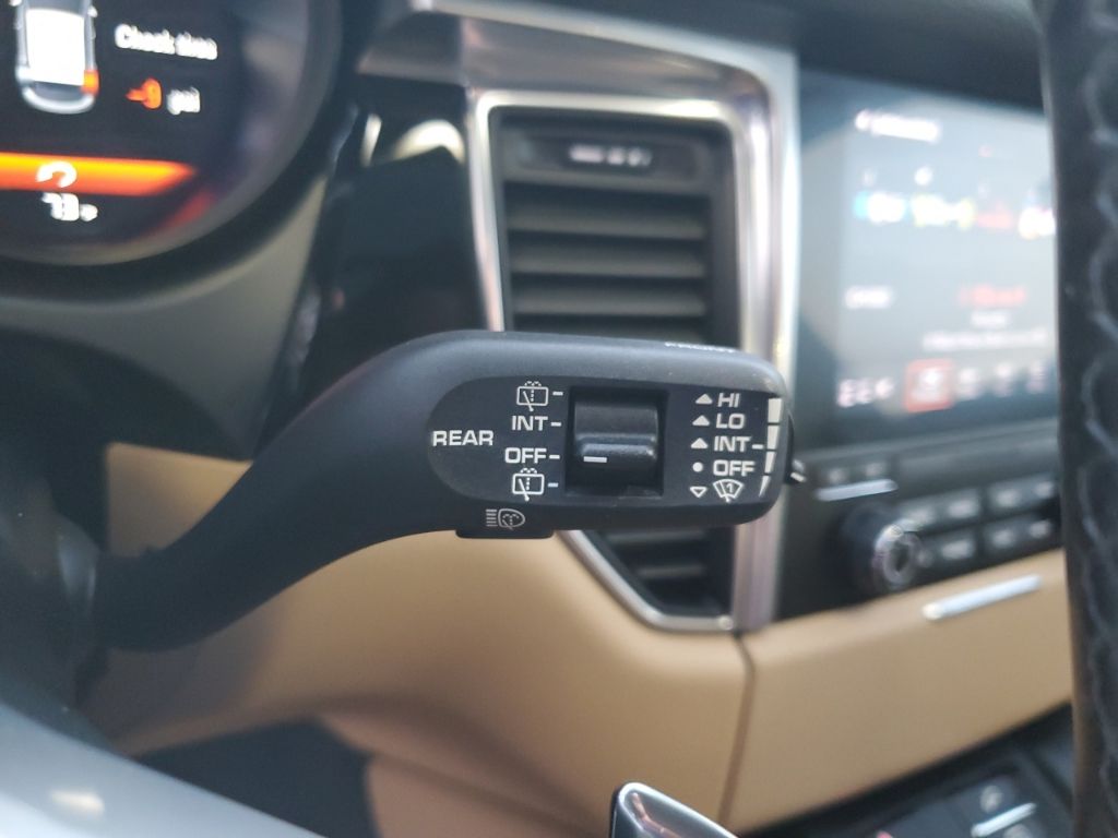 Used Car 2018 Porsche Macan  For Sale Under $25,000 In Austin, Texas