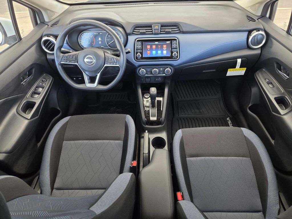 2025 Nissan Versa