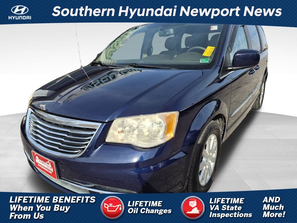 True Blue Pearlcoat 2013 Chrysler Town & Country Touring FWD Minivan Front-Wheel Drive 6-Speed Automatic