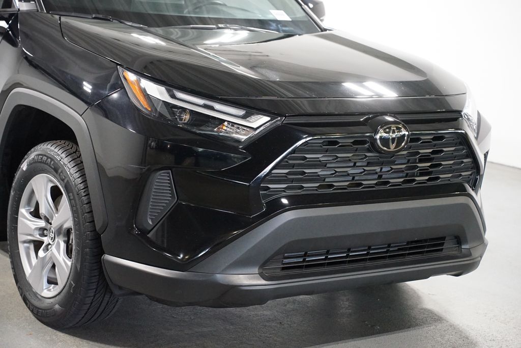 Thumbnail: 2025 Toyota RAV4 - 4