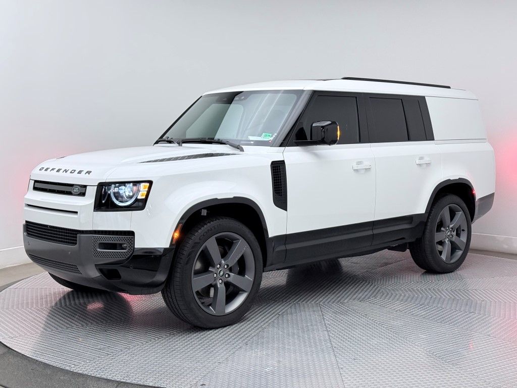 Thumbnail: 2024 Land Rover Defender - 7