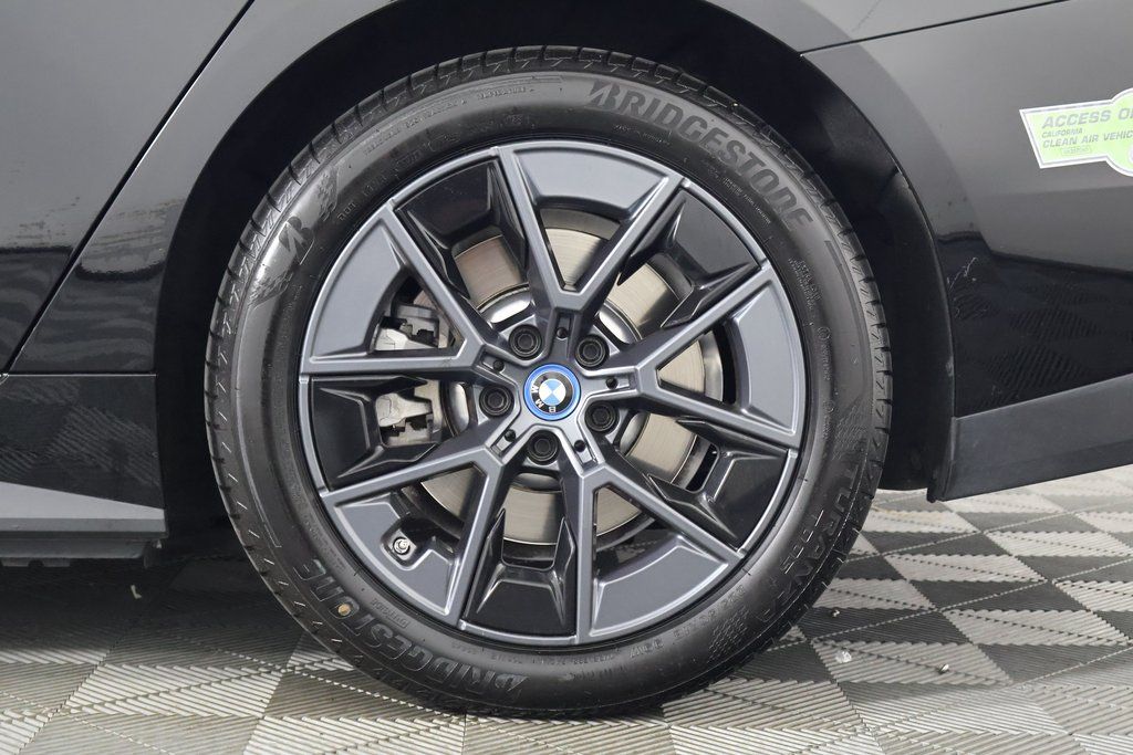 Thumbnail: 2023 BMW i4 - 16