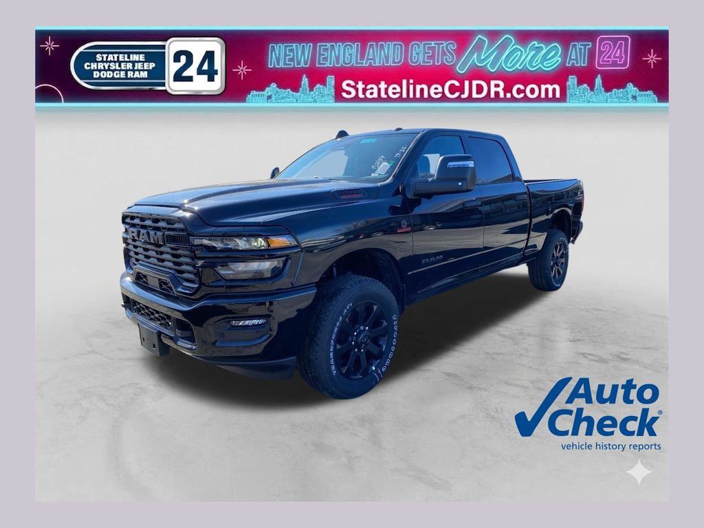 Diamond Black Crystal Pearlcoat 2026 RAM 2500 Pickup Truck Four-Wheel Drive 8-Speed Automatic