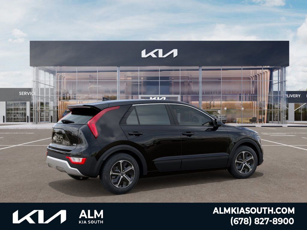 2025 Kia Niro LX photo 3