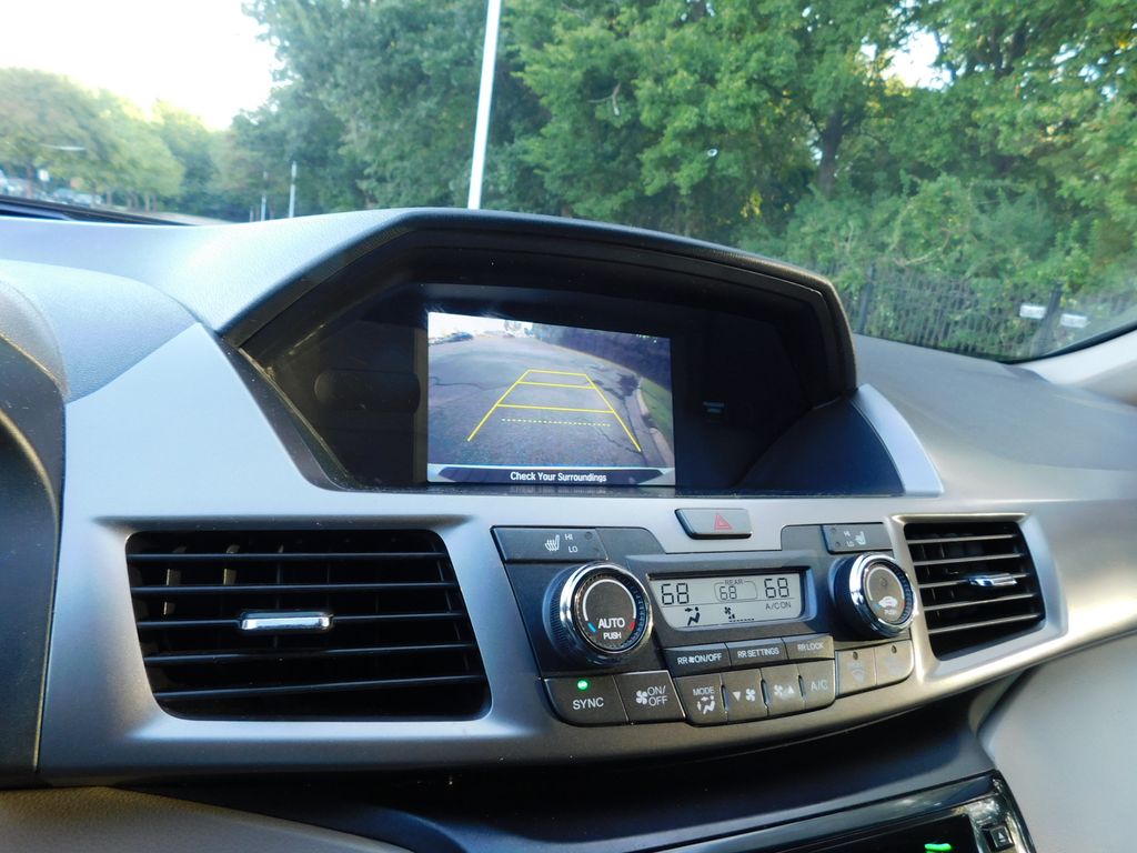 Thumbnail: 2016 Honda Odyssey - 11