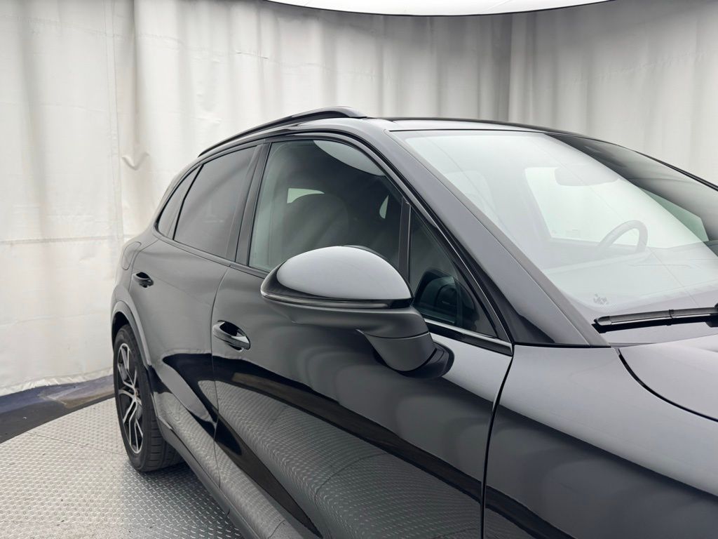 Thumbnail: 2024 Porsche Cayenne - 13