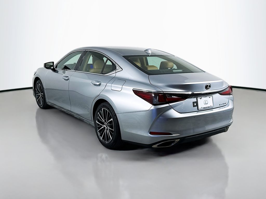 Thumbnail: 2023 Lexus ES - 7