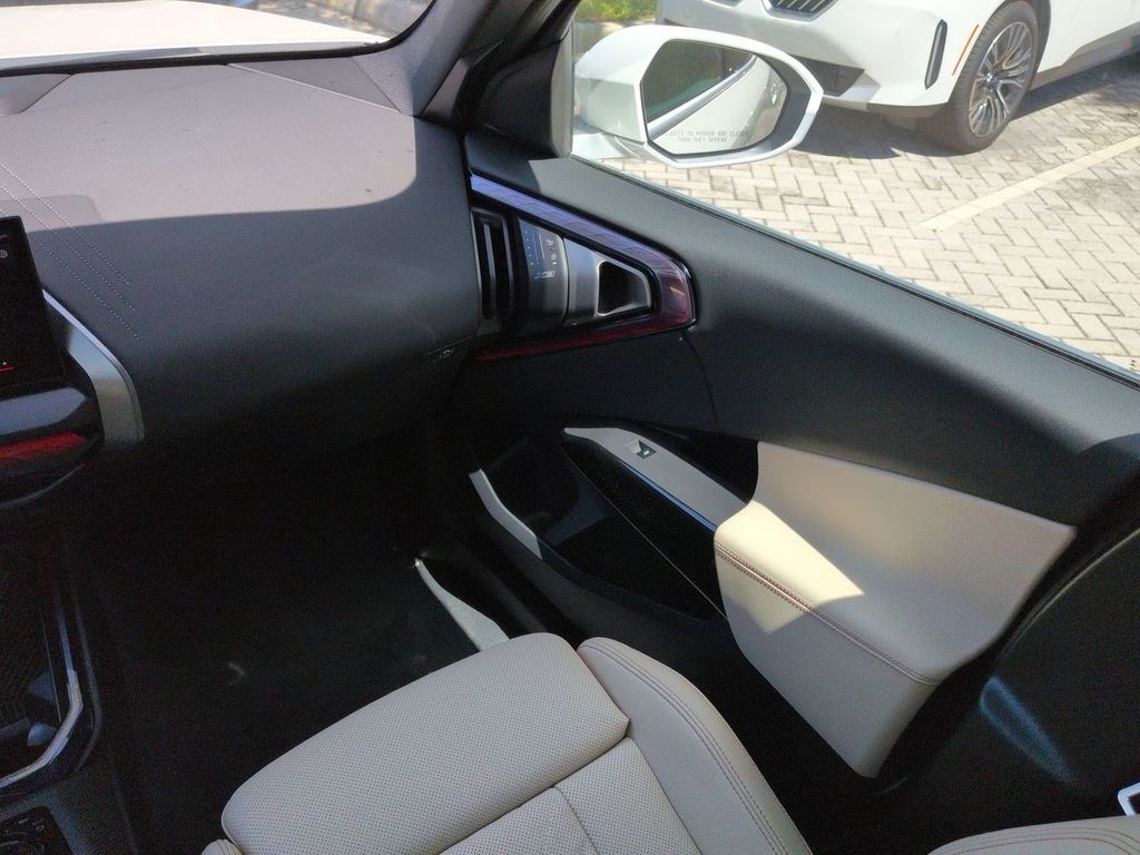 New 2026 White BMW 30 xDrive image 17
