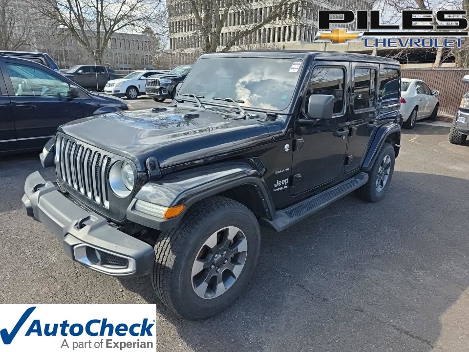Black Clearcoat 2022 Jeep Wrangler Unlimited Sahara 4WD SUV / Crossover Four-Wheel Drive 8-Speed Automatic