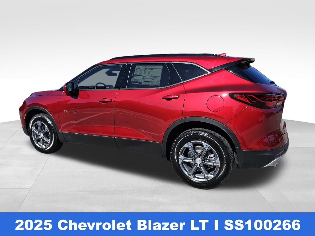 2025 Chevrolet Blazer LT 4