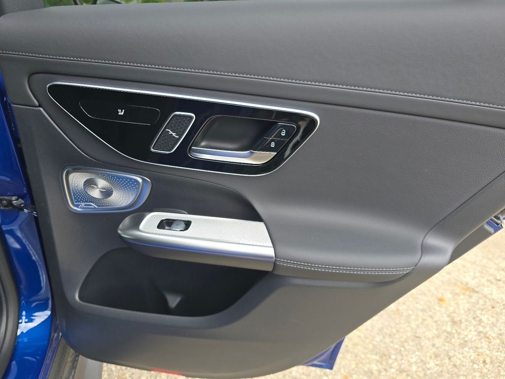 New 2026 Blue Mercedes-Benz GLC 300 image 24