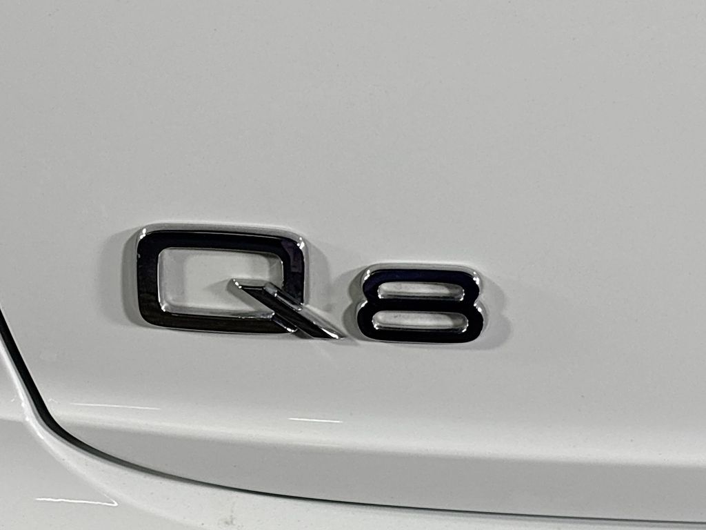 2023 Audi Q8 55 Premium