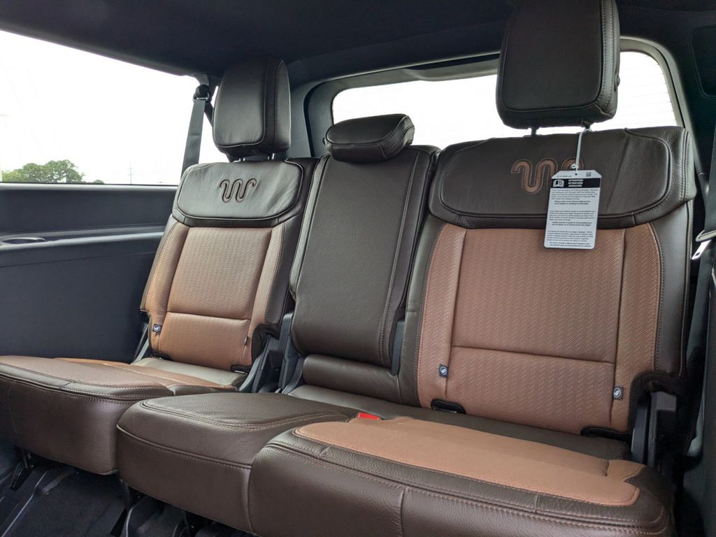 2025 Ford Expedition MAX King Ranch