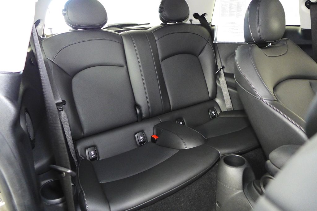 Thumbnail: 2023 MINI Cooper - 20