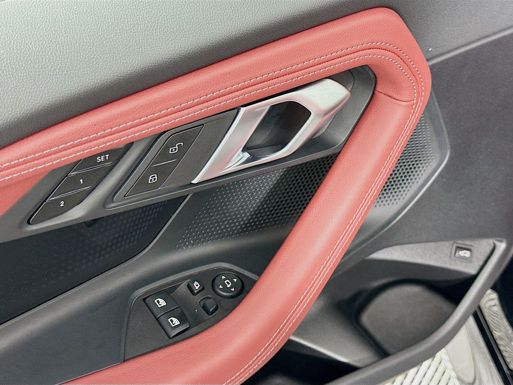 Thumbnail: 2025 BMW 2 Series - 18