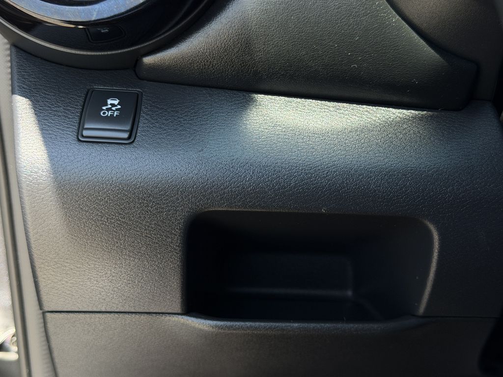 Used 2019 Nissan Kicks SUV