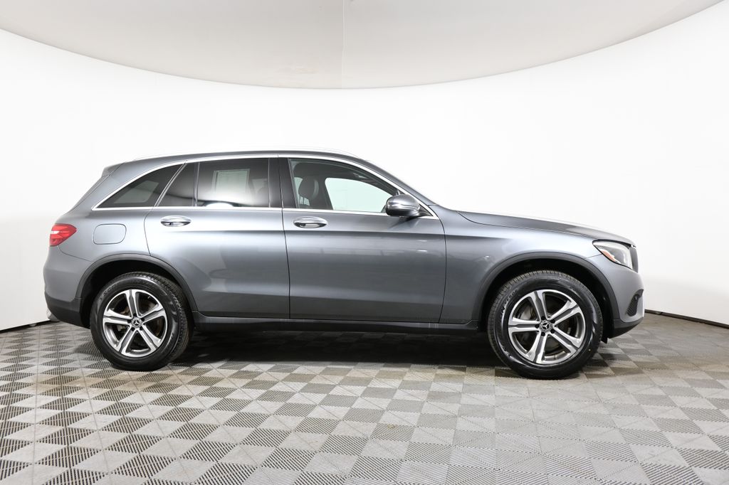 Thumbnail: 2019 Mercedes-Benz GLC - 21